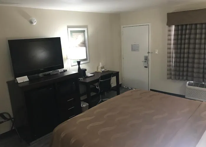 Hotel Surestay By Western Downtown Area