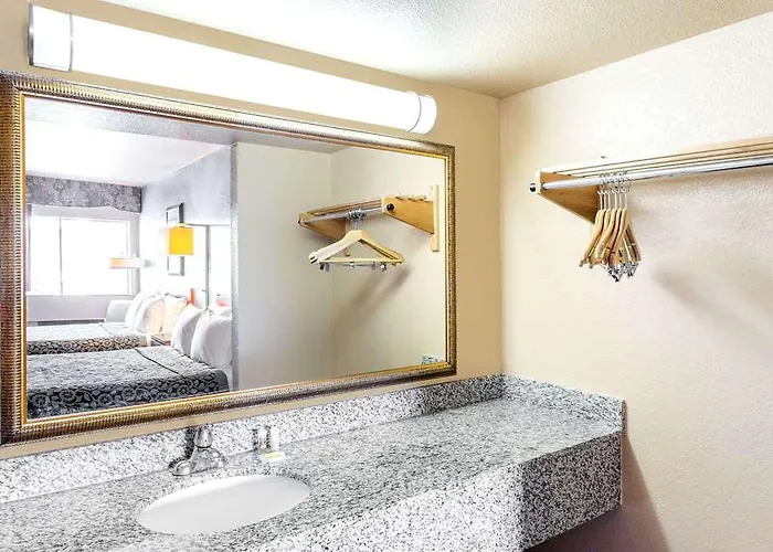 Surestay By Western Downtown Area Hotel Mesa