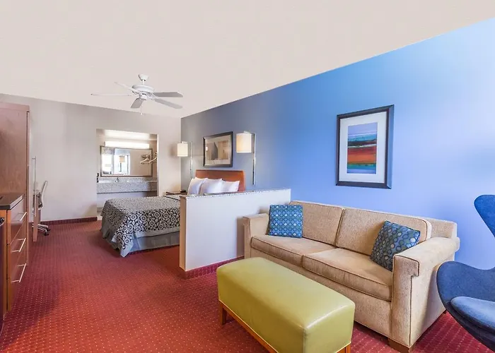 Hotel Surestay By Western Downtown Area