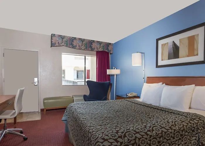 Hotel Surestay By Western Downtown Area 2*
