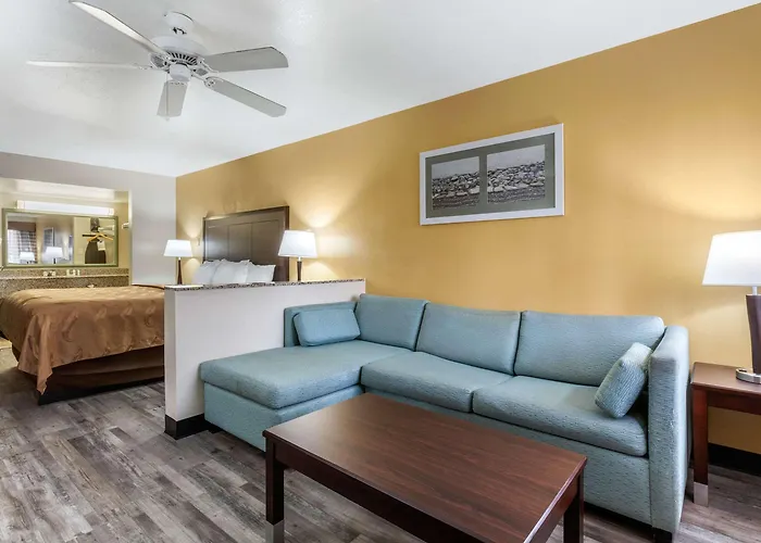 Surestay By Western Downtown Area Hotel 2*