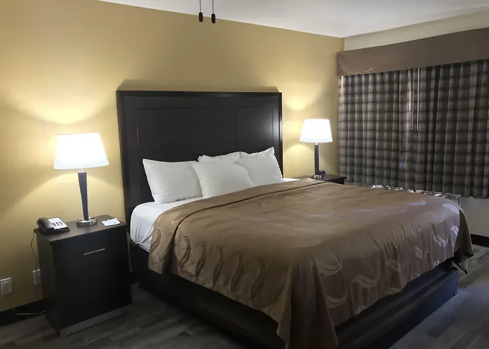 Hotel Surestay By Western Downtown Area Mesa