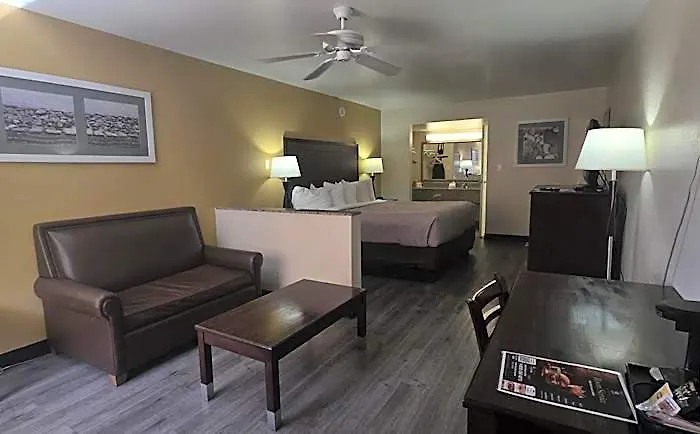 Hotel Surestay By Western Downtown Area Mesa