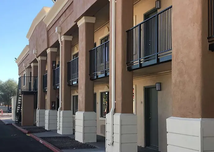 Surestay By Western Downtown Area